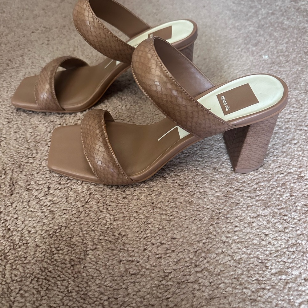 Dolce Vita Pascoe block heel sandals